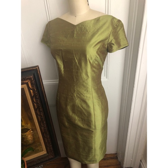 Tahari Dresses & Skirts - Tahari-Raw Silk-Iridescent-1940s-Evening Dress